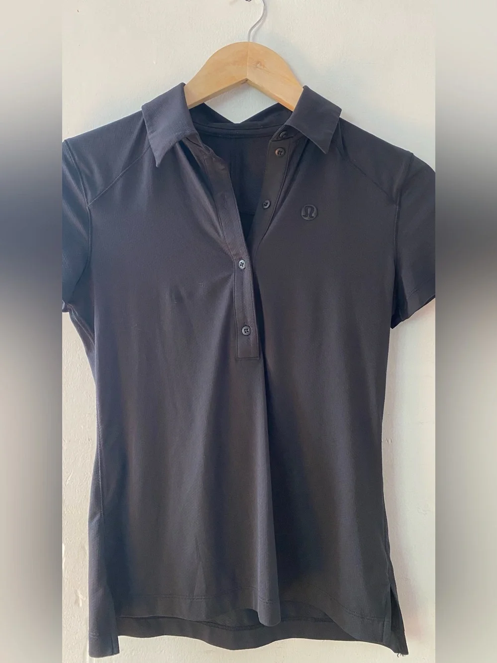 Lululemon Quick-Dry Short-Sleeve Polo Shirt Straight Hem black size 2